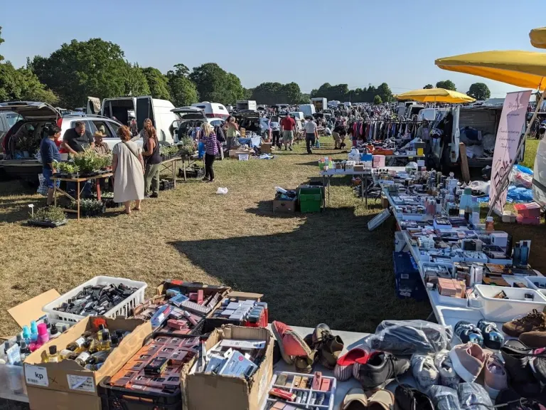 Fitzwilliam Car Boot Sale car boot sale, Pontefract
