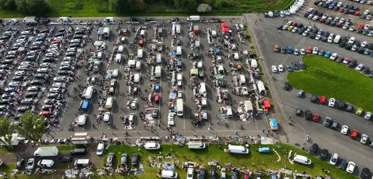 Bowlee Carboot Sale car boot sale, Middleton