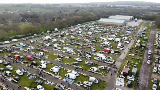 Dunton Carboot Sale car boot sale, Billericay