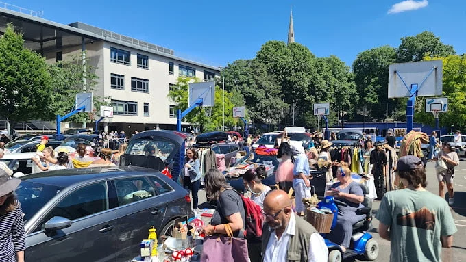 Capital Carboot Sale car boot sale, Pimlico London
