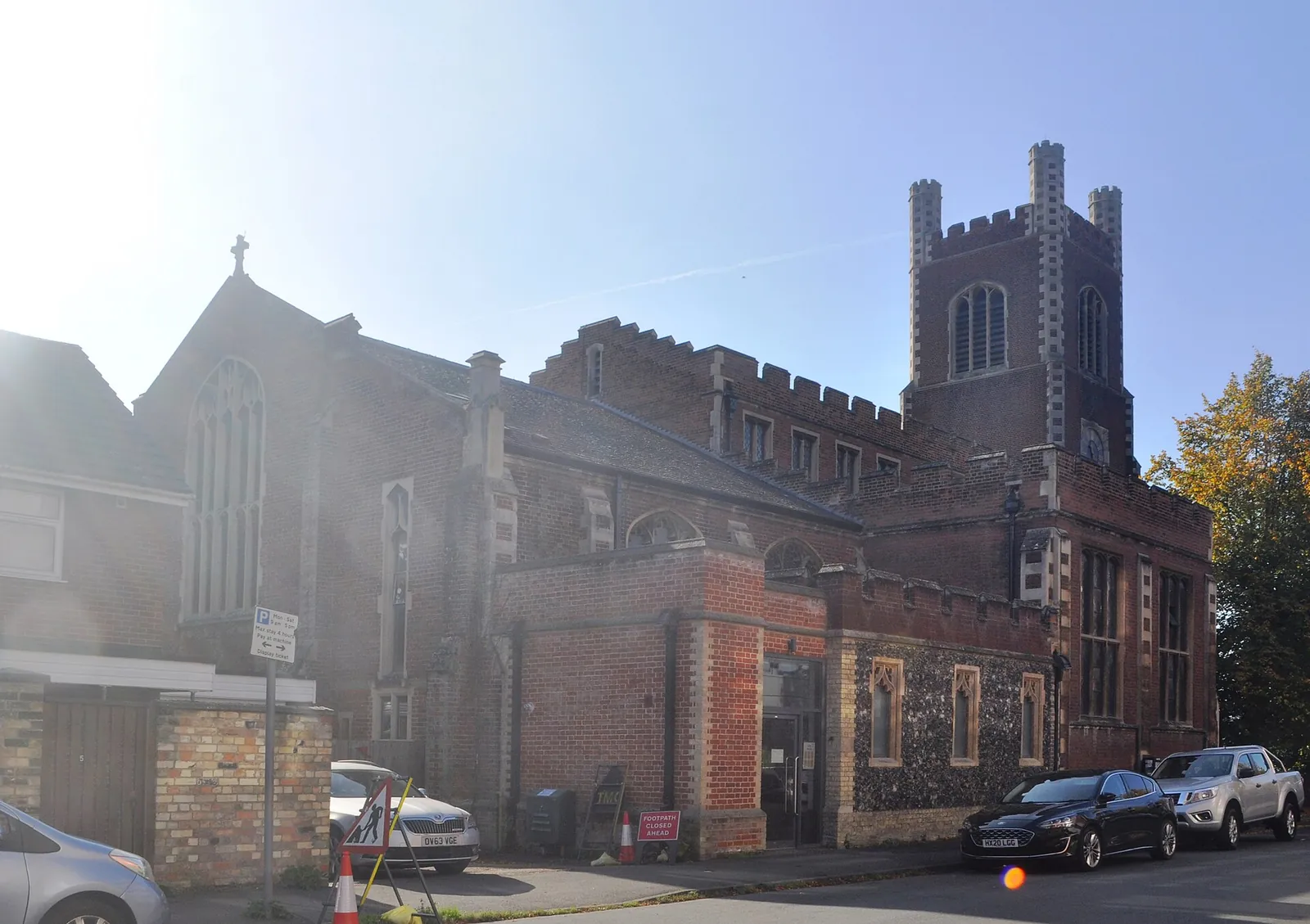 Cambridge's Christmas Craft & Flea Market car boot sale
