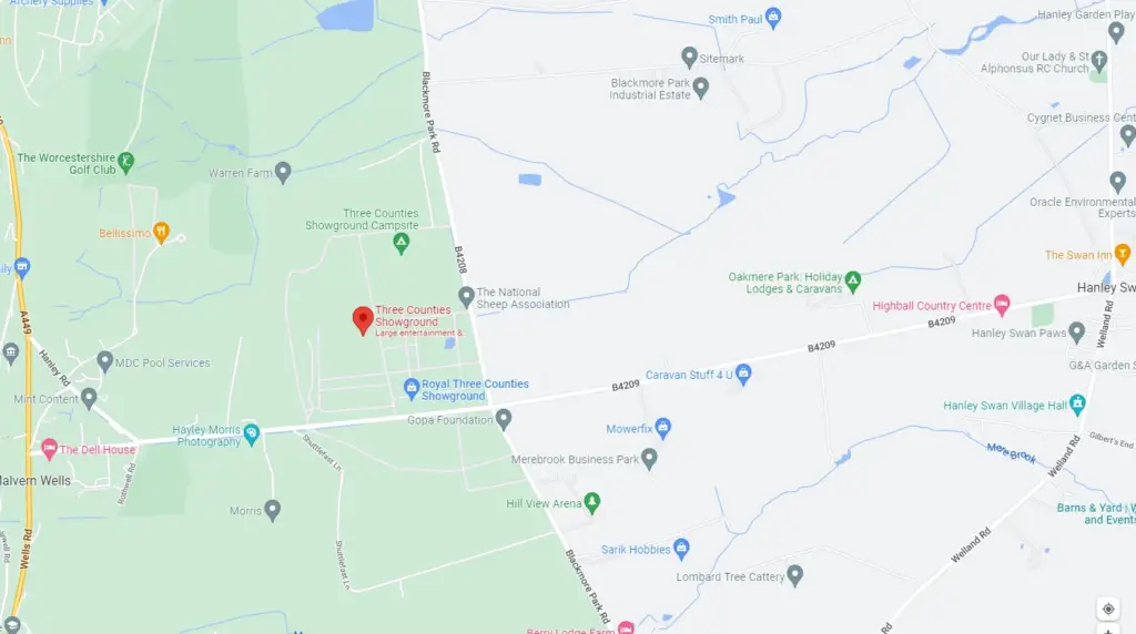 Malvern Flea Market car boot sale, Three Counties Showground, Malvern, Worcestershire WR13 6NW