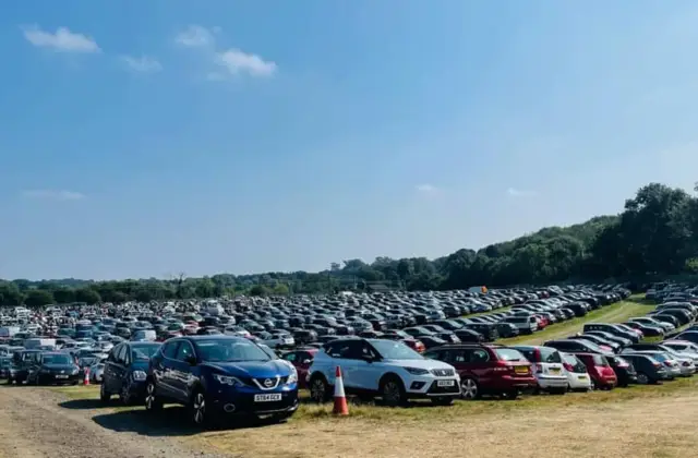 Linslade Car Boot